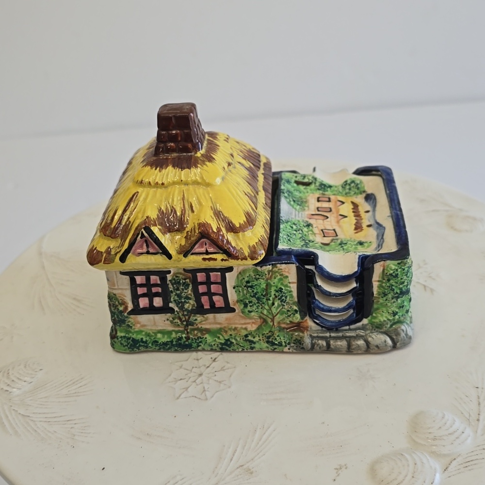 Made In Japan Nikoniko Pottery Cottage Ware Cigarette Holder Ashtrays Ceramic